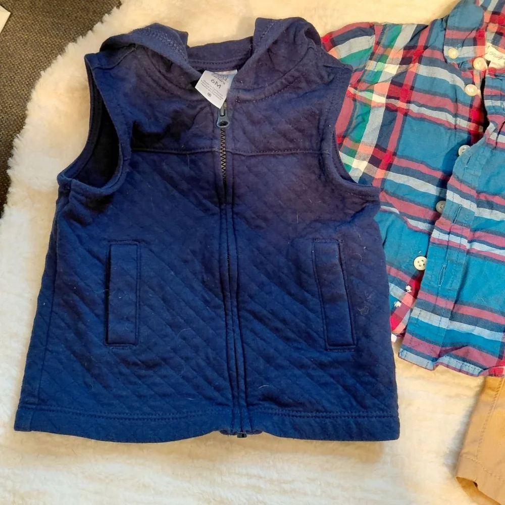 Baby Boy Carter's Blue Quilted Hooded shorts bundle clothing excellent condition